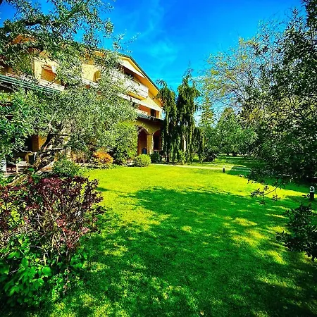 B&blatosca 3* مارينا دي ماسا