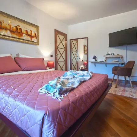 Bed & Breakfast B&blatosca Marina di Massa